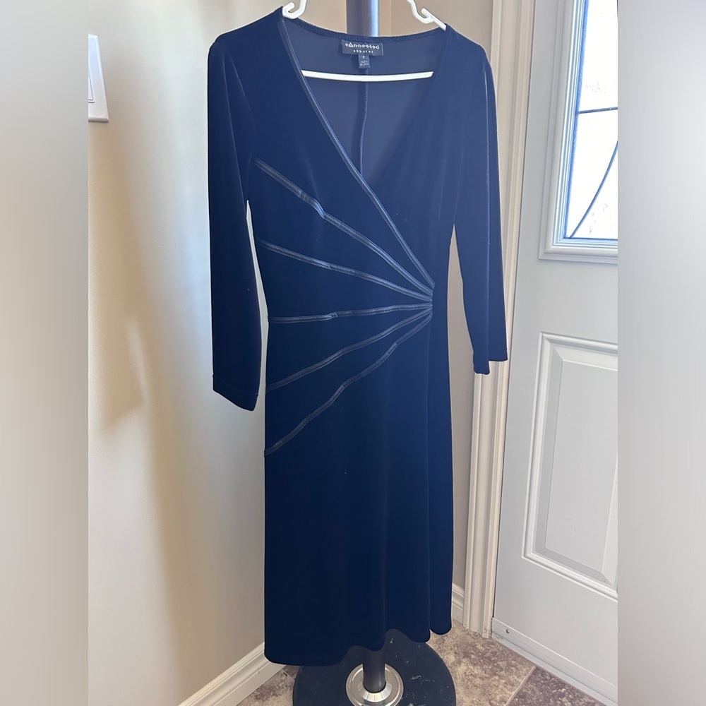 Women’s dress Black velvet